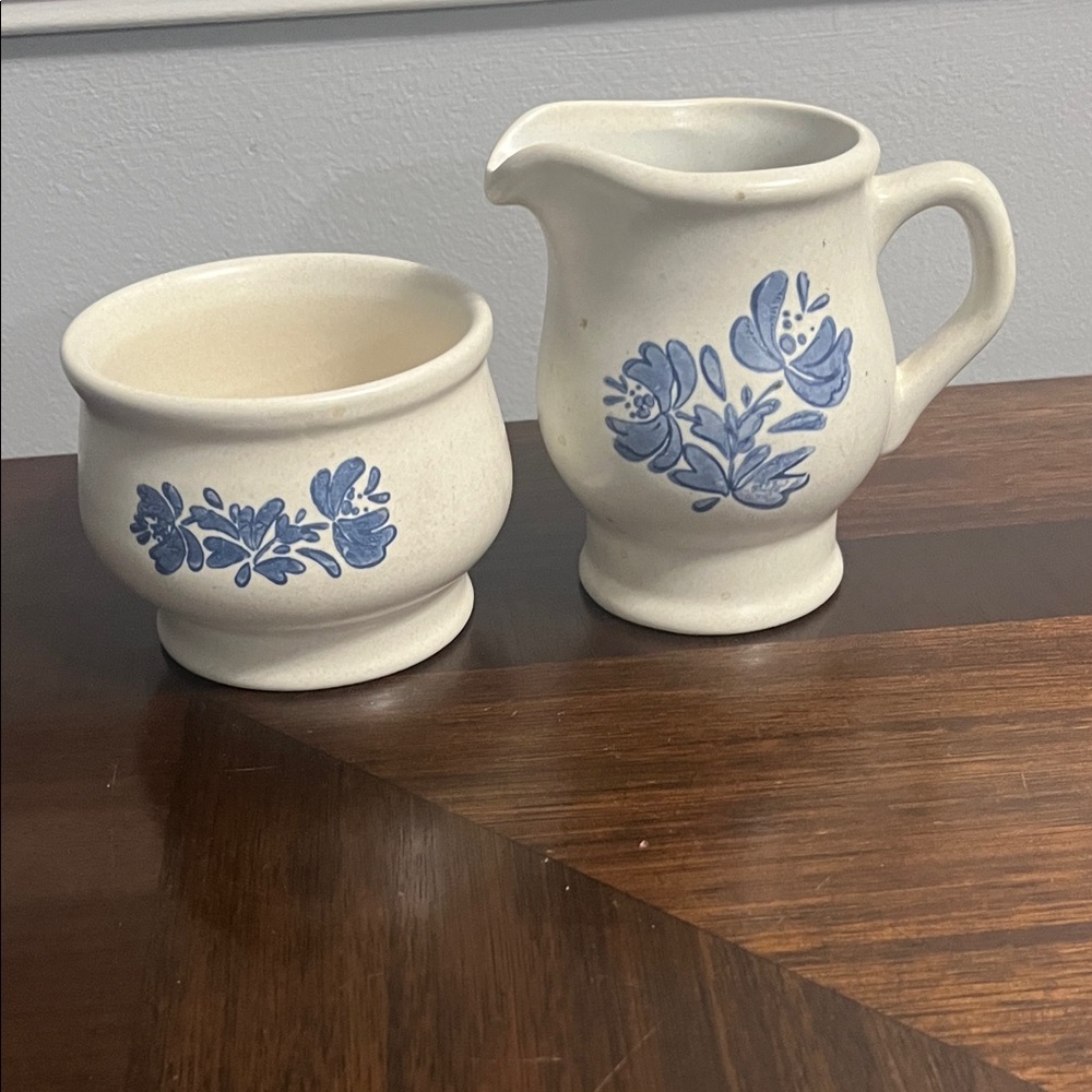 PFALTZGRAFF YORKTOWNE CREAMER AND SUGAR SET COFFEE KITCHENWARE
